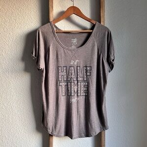 Made Right soft cotton football t-shirt sz: XL